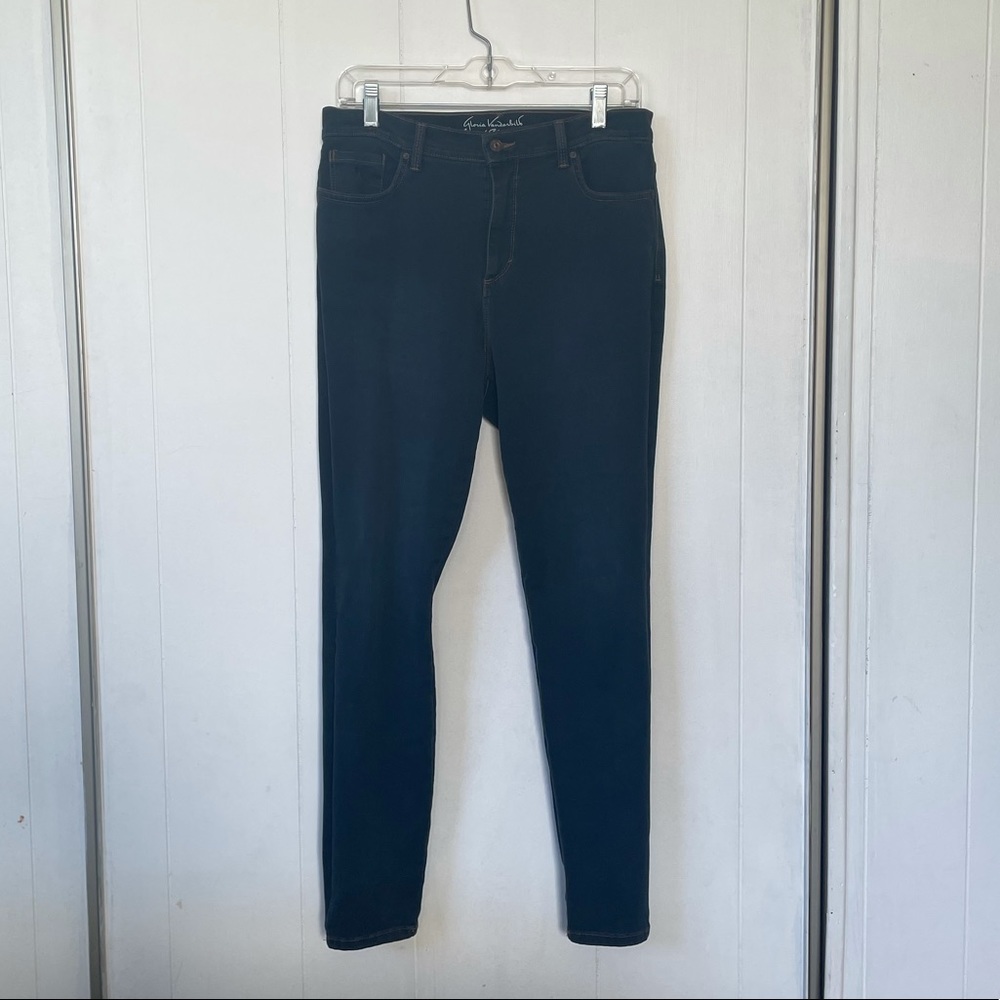 Stretchy slimming dark wash jeans